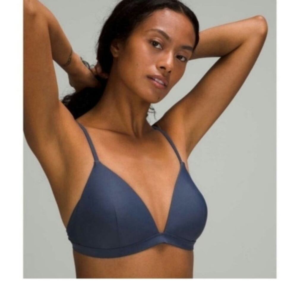Lululemon Waterside Swim Top Blue Hail A/B Cups Size 4